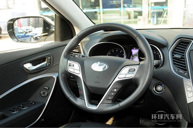 2013款 改款 2.0T 自动四驱尊贵型