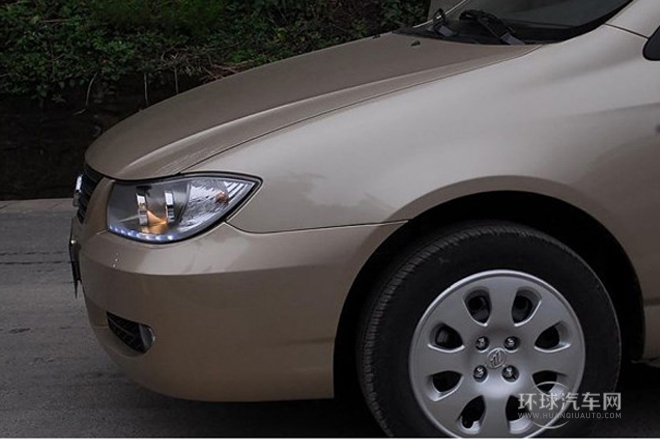 2012款 1.5L 手动舒适B型CNG