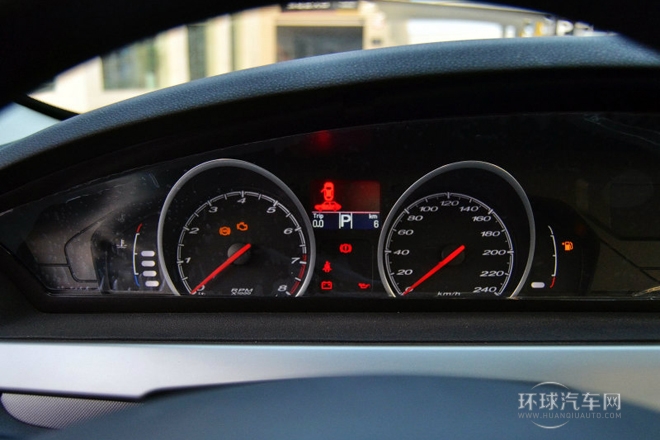 2013款 掀背 1.8L 自动精英版