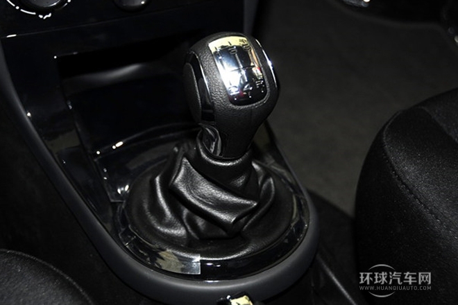 2013款 两厢 1.6L 手动乐尚型