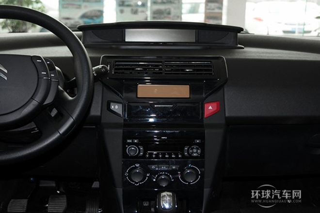 2013款 两厢 1.6L 手动乐尚型
