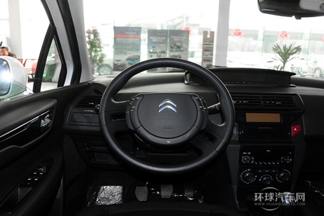 2013款 两厢 1.6L 手动乐尚型