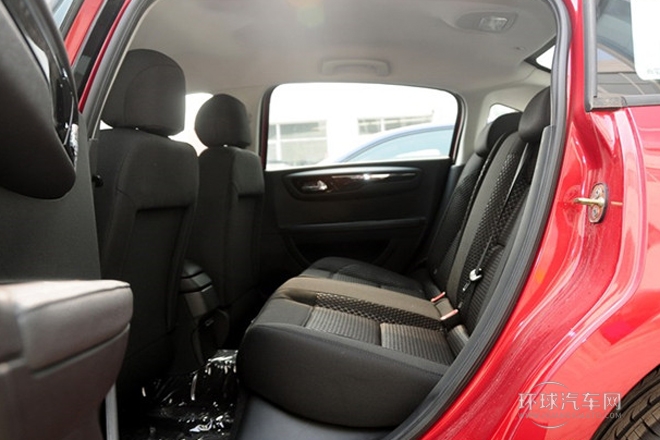 2013款 三厢 1.6L 手动品尚型