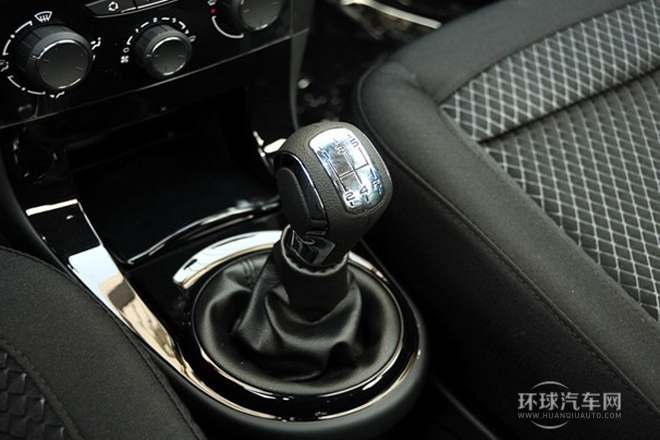 2013款 三厢 1.6L 手动品尚型
