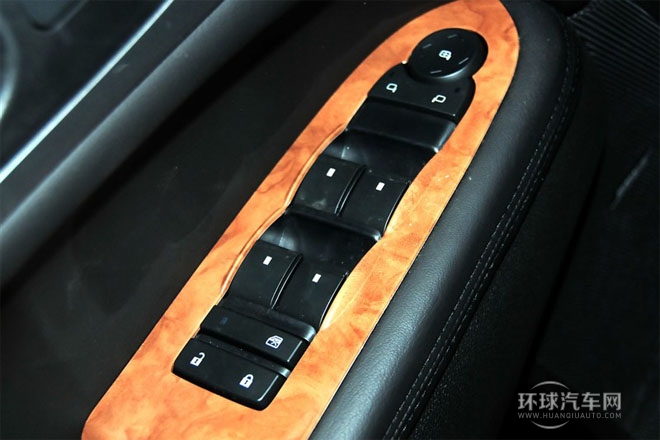 2013款3.6L 四驱精英版