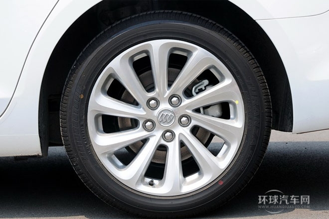 2013款 2.4L SIDI豪华舒适型