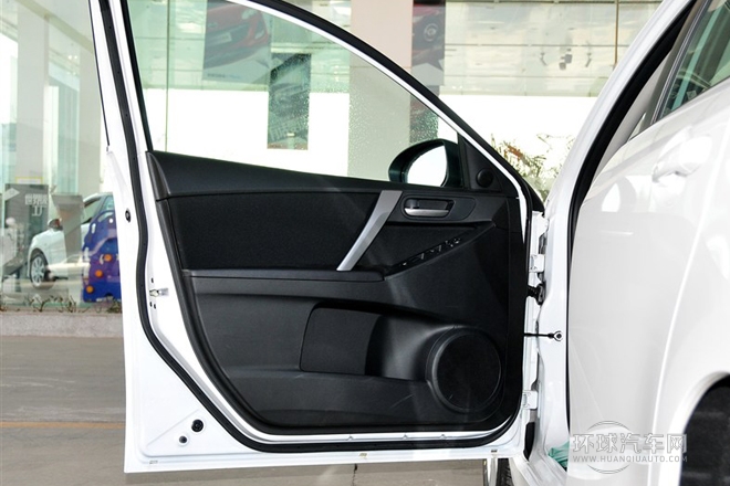 2012款 两厢 2.0L 手动运动型