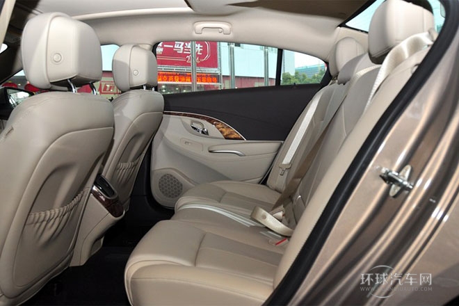 2013款 2.4L SIDI领先舒适型