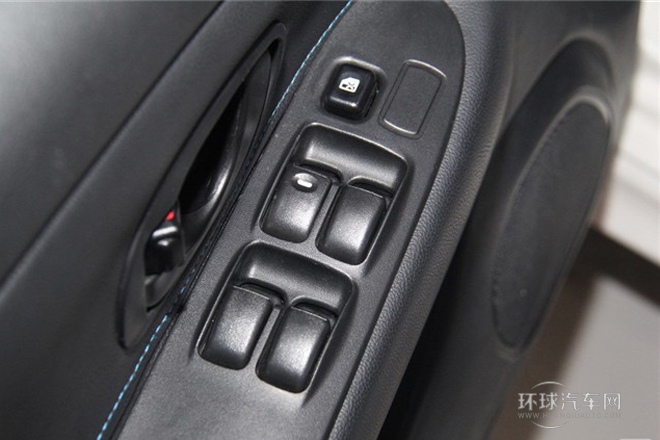 2012款 1.6L 手动豪华版Exi