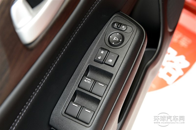 2014款 1.8L 自动舒适精英版 5座