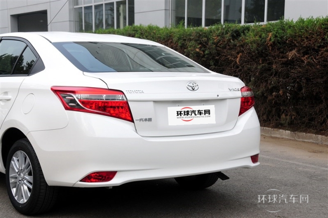 2015款 1.5L 自动智享星光版