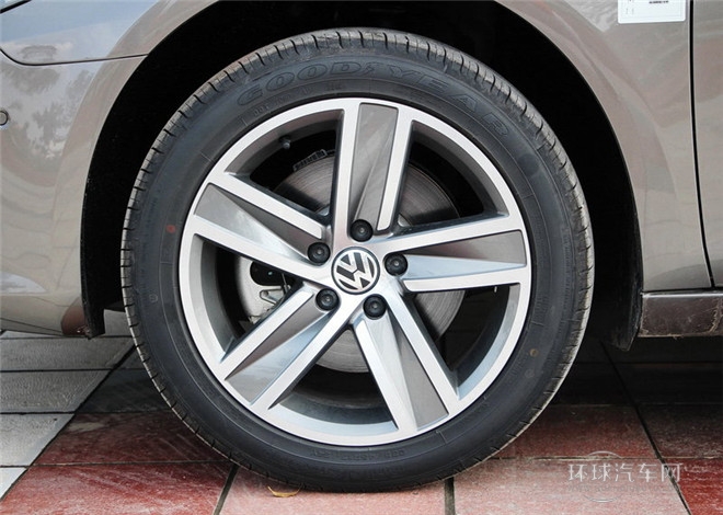2015款 2.0TSI?尊贵型