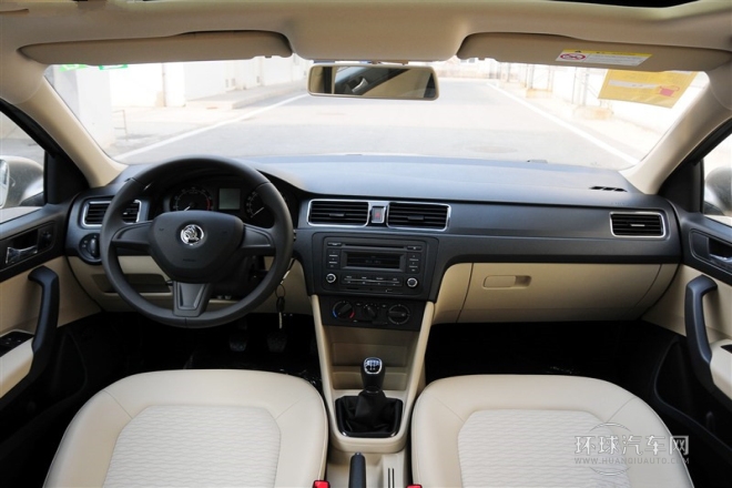 2015款 1.6L 手动智选型