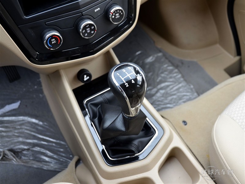2015款 1.8L 豪华型