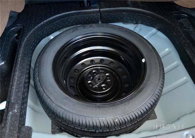 2014款 三厢 1.4L 手动理想型