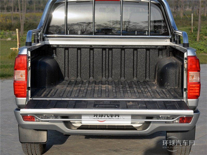 2015款 新一代 3.0T柴油四驱豪华型ZD30D13