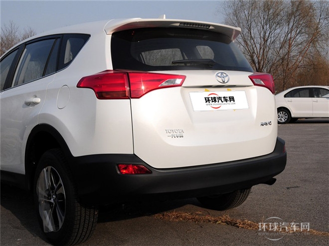 2015款 2.0L CVT两驱都市版