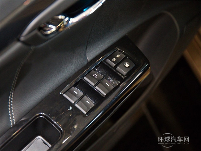 2015款 1.8T 自动豪华智慧型