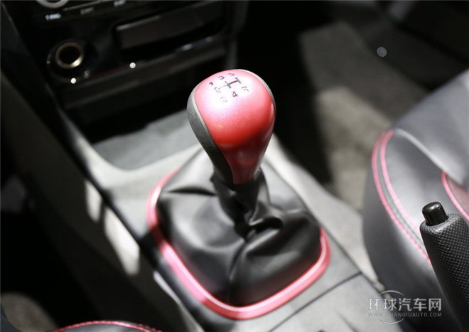 2015款 1.6L 手动S-Design