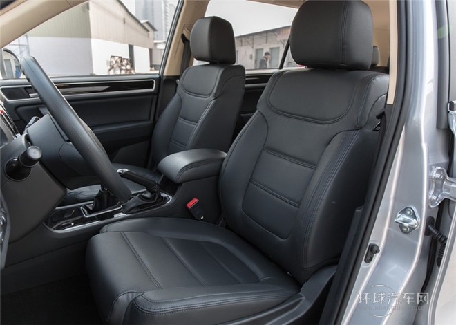 2015款 1.8L 手动精英型