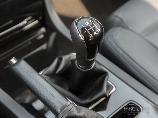 2015款 1.8L 手动精英型