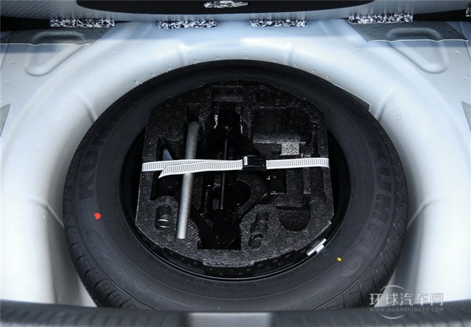 2015款 1.6L 自动领先型