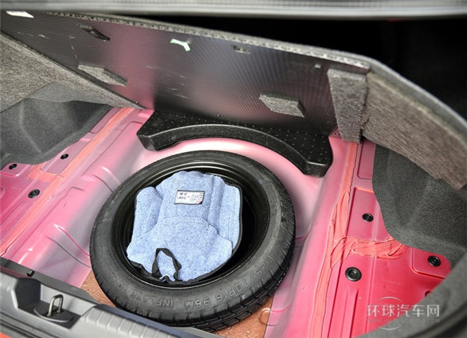 2015款 1.5L 手动够炫版