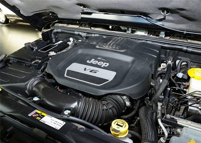 2015款 3.6L 四门版 Sahara