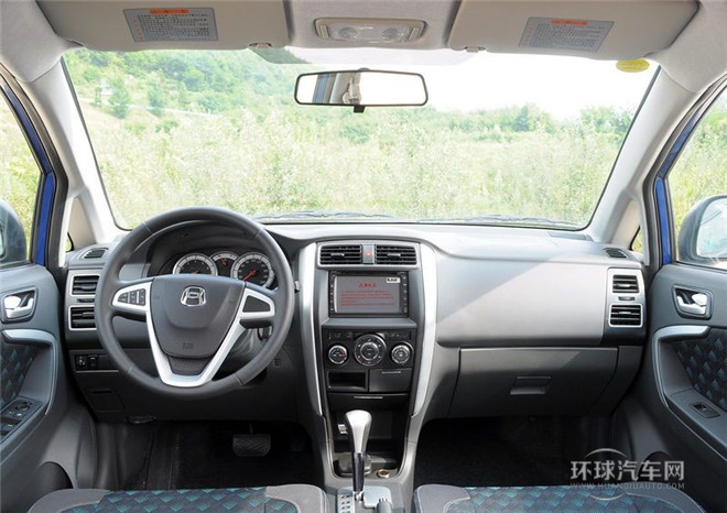 2015款 两厢 1.5L 自动畅想型