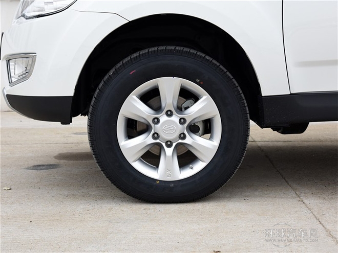 2015款 探索版 2.0T 汽油4X4超豪华型