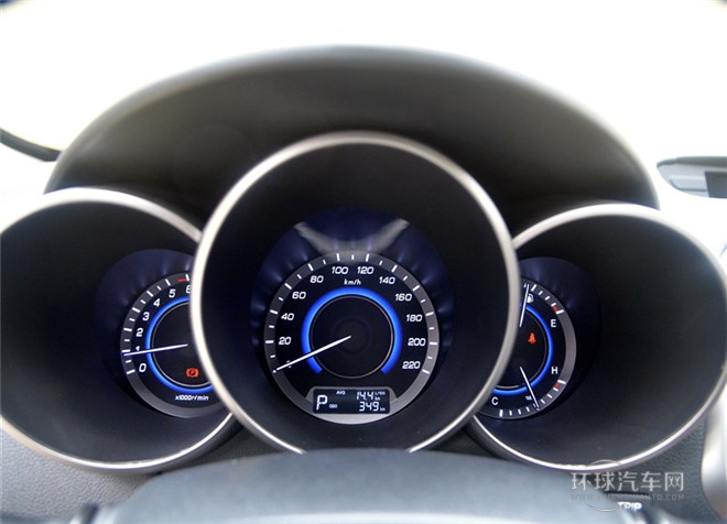 2015款 1.5T 自动劲酷型