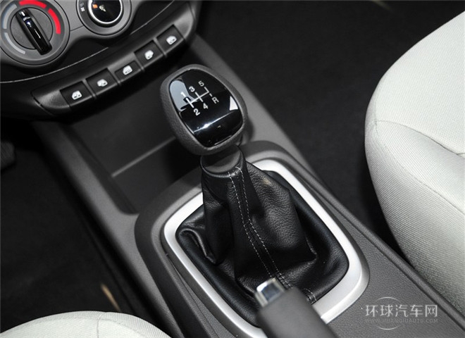 2015款 赛欧3 1.3L AMT理想天窗版