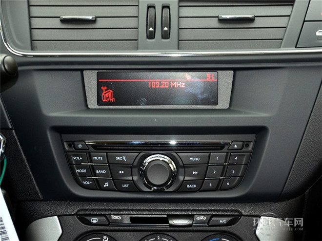 2015款 1.6L 手动时尚型