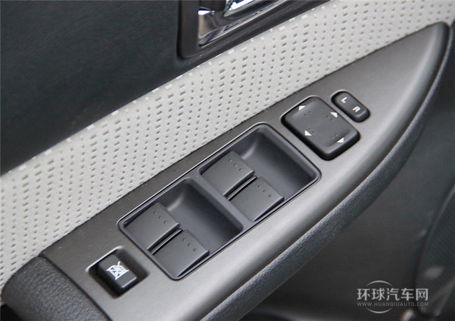 2015款 2.0L 自动经典型
