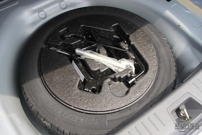 2015款 1.5L 自动旗舰型