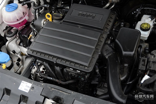 2015款 1.6L 自动智行版