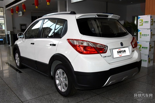 2015款 1.6L 手动豪华版