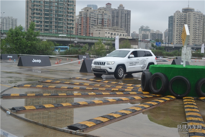 以全路况 定义真SUV  Jeep品牌体验日