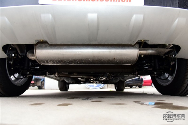 2015款 1.5L 手动尊贵型