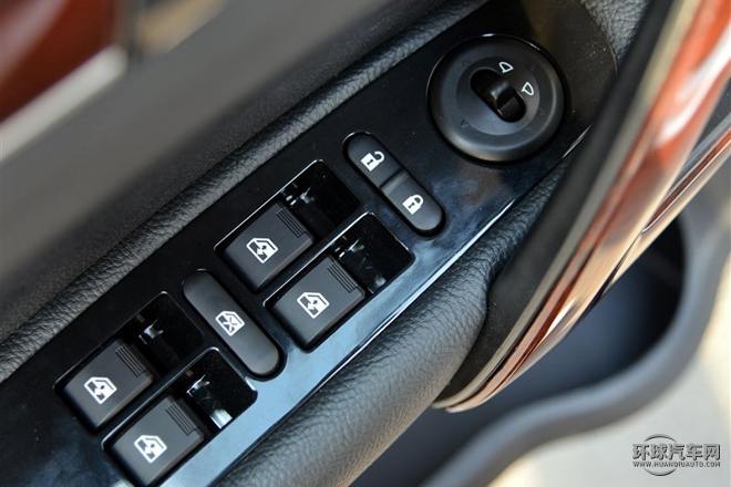 2015款 1.5T 手动精英型