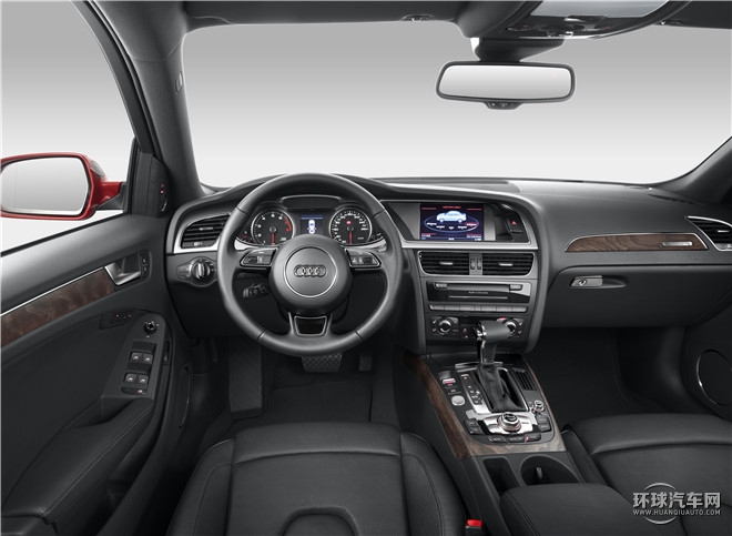2016款 35 TFSI 自动标准型