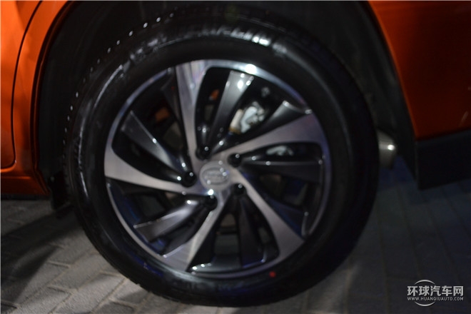 2016款 2.0TID 自动尊贵型