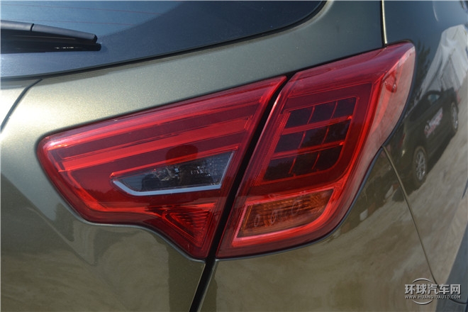 2014款 1.8T 自动两驱超享版
